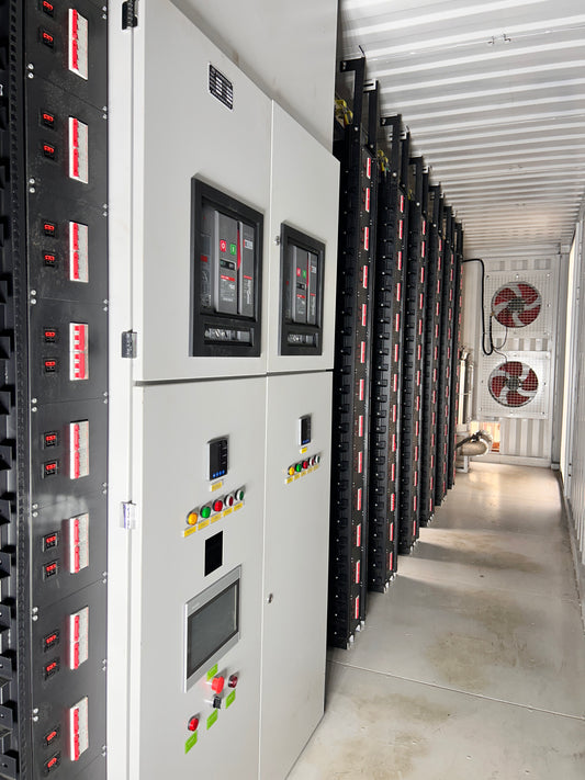 ApexForge 600 waterless container data center interior